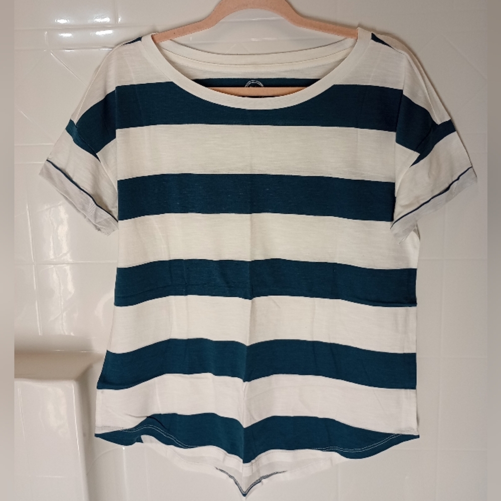 Maurices 24/7 Dawson Striped Drop Shoulder Tee Medium
